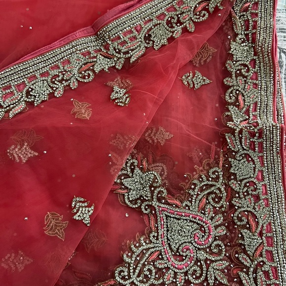 Beautiful wedding dress heavily embellished with crystal stones. Worn once. - Picture 6 of 6